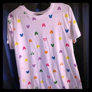 Never warn target Disney shirt! Great condition!